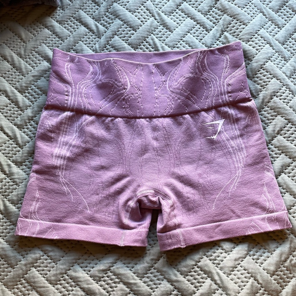 *SOLD* gymshark light purple seamless mercury shorts - 

high waisted, size xs
